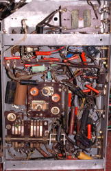 Telefunken T6Z - widok chassis od spodu